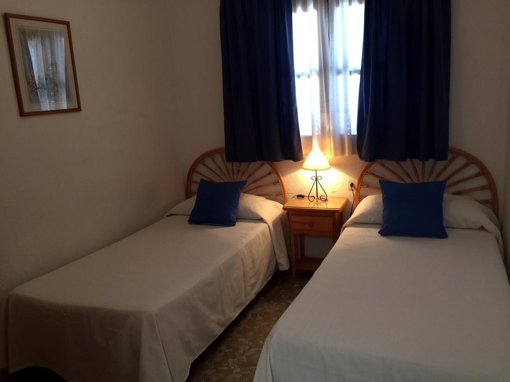 Hostal Juan De Austria II اغوادولس الغرفة الصورة