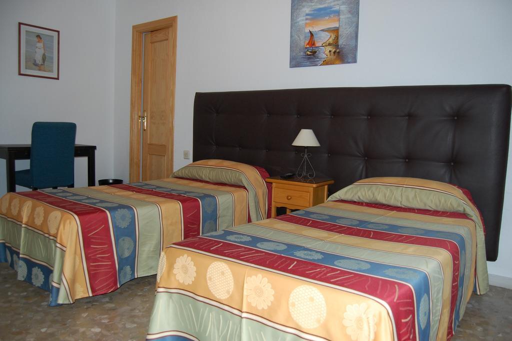 Hostal Juan De Austria II اغوادولس الغرفة الصورة